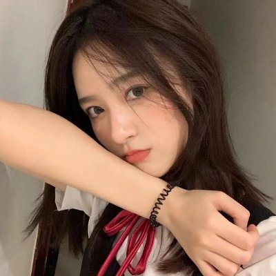 刚退役就和逃婚大小姐同居